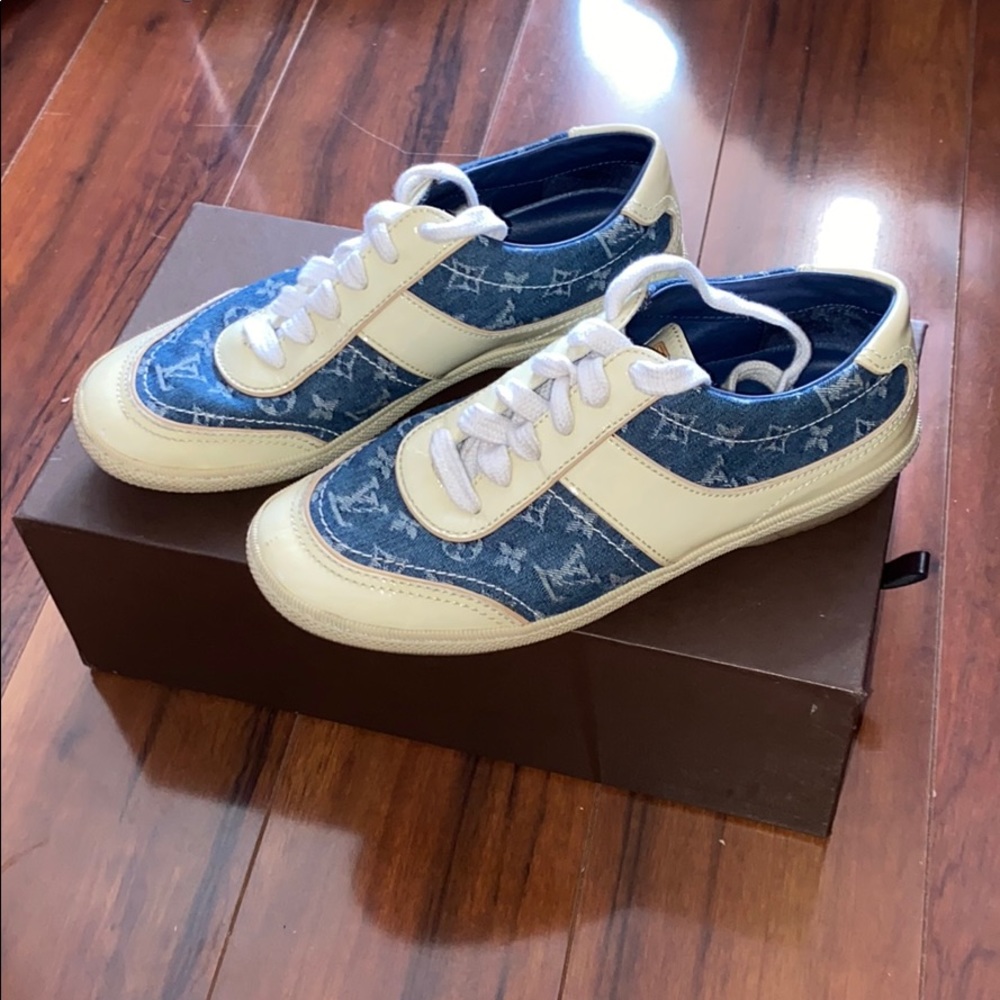 Women’s Louis Vuitton Sneakers